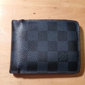 Authentic Louis Vuitton Multiple Wallet